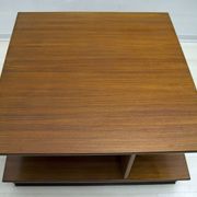 Table basse italienne en noyer de style moderne du milieu du siècle de F.Lli Saporiti, années 1960