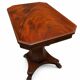 Table en Acajou avec moulure