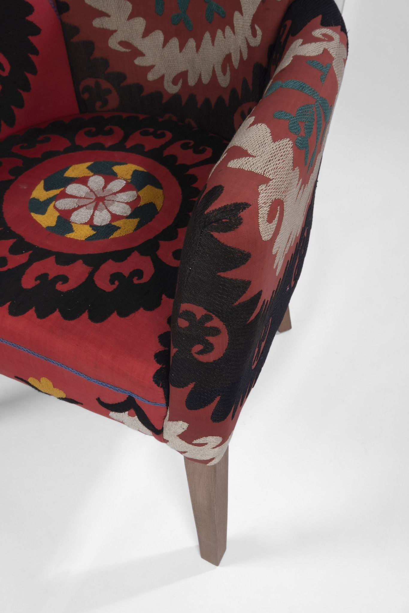 Fauteuil ethnic bergere