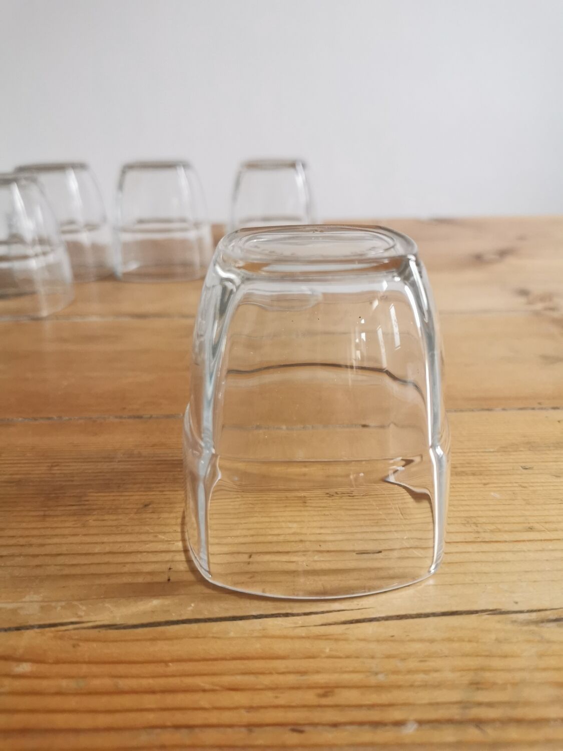 Service of 6 stackable glasses