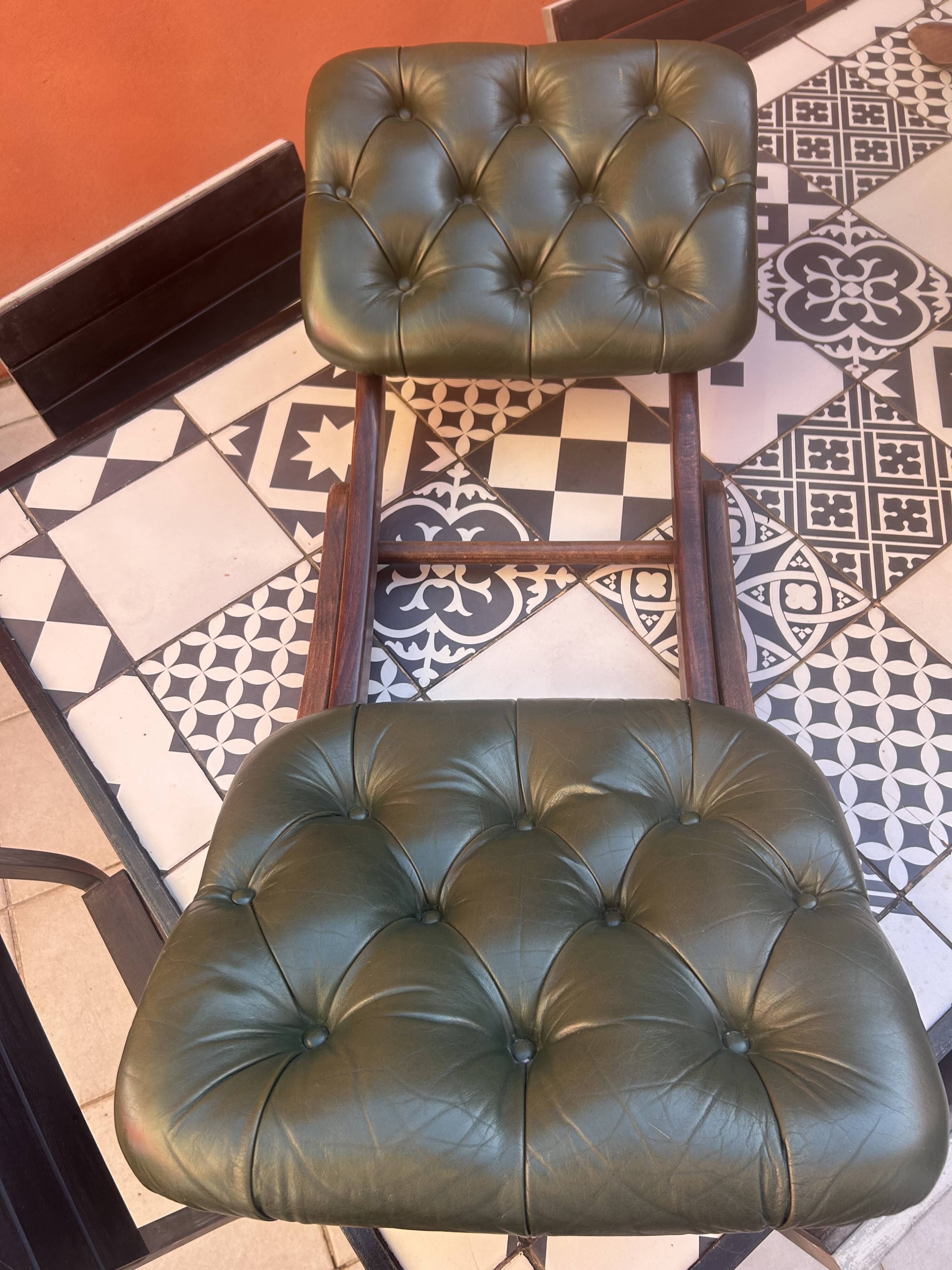 Chairs and stool