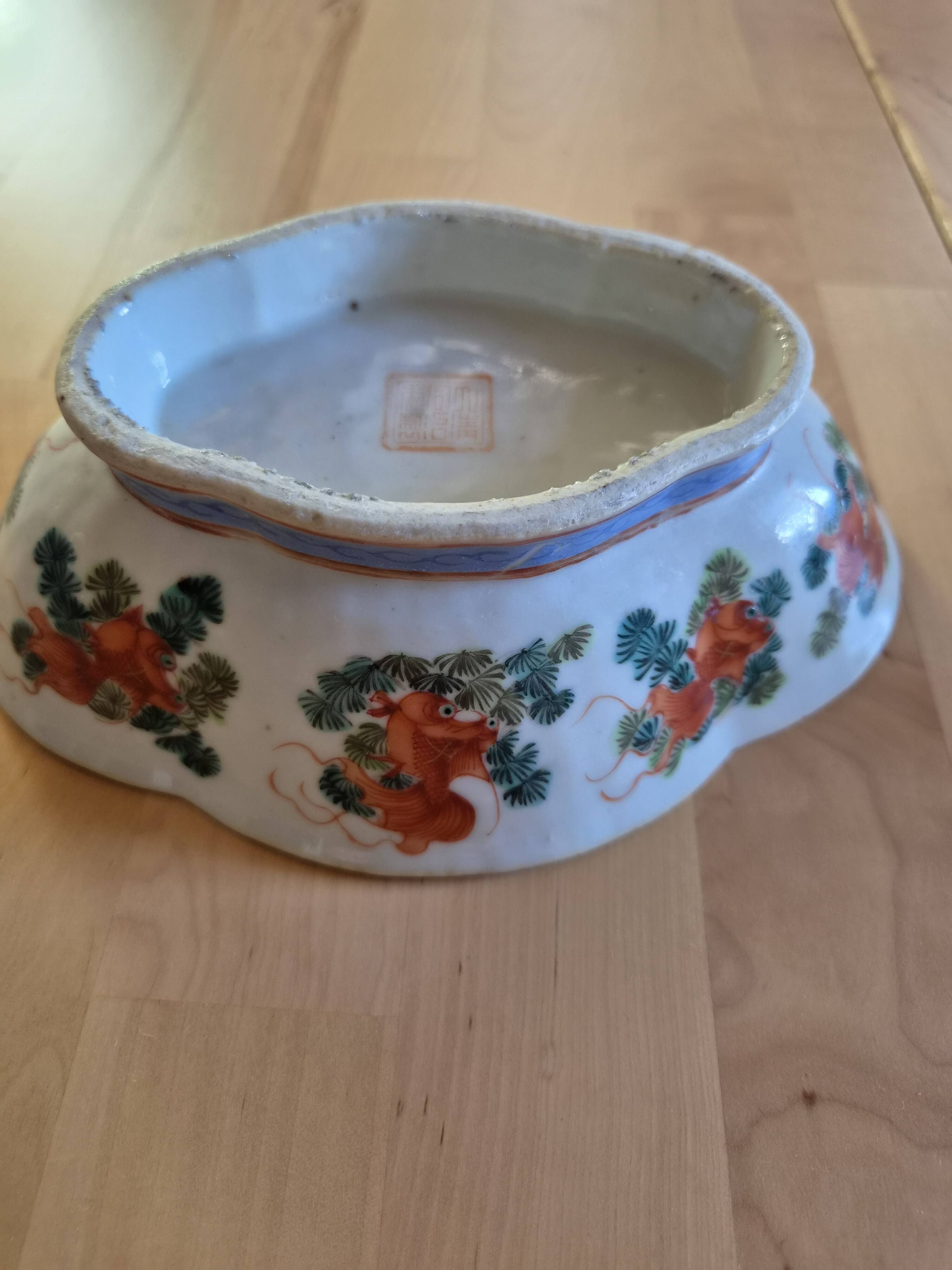 Chinese porcelain bowl