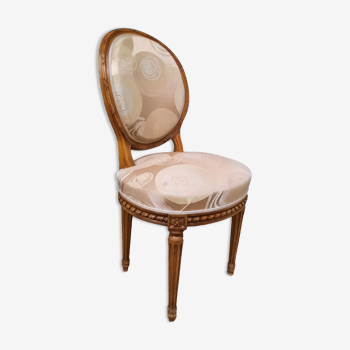 Chaise de style Louis XVI