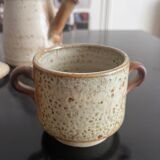Teapot with signed sandstone filter