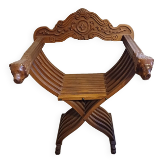 Florentine Savonarola chair, entirely hand carved in walnut