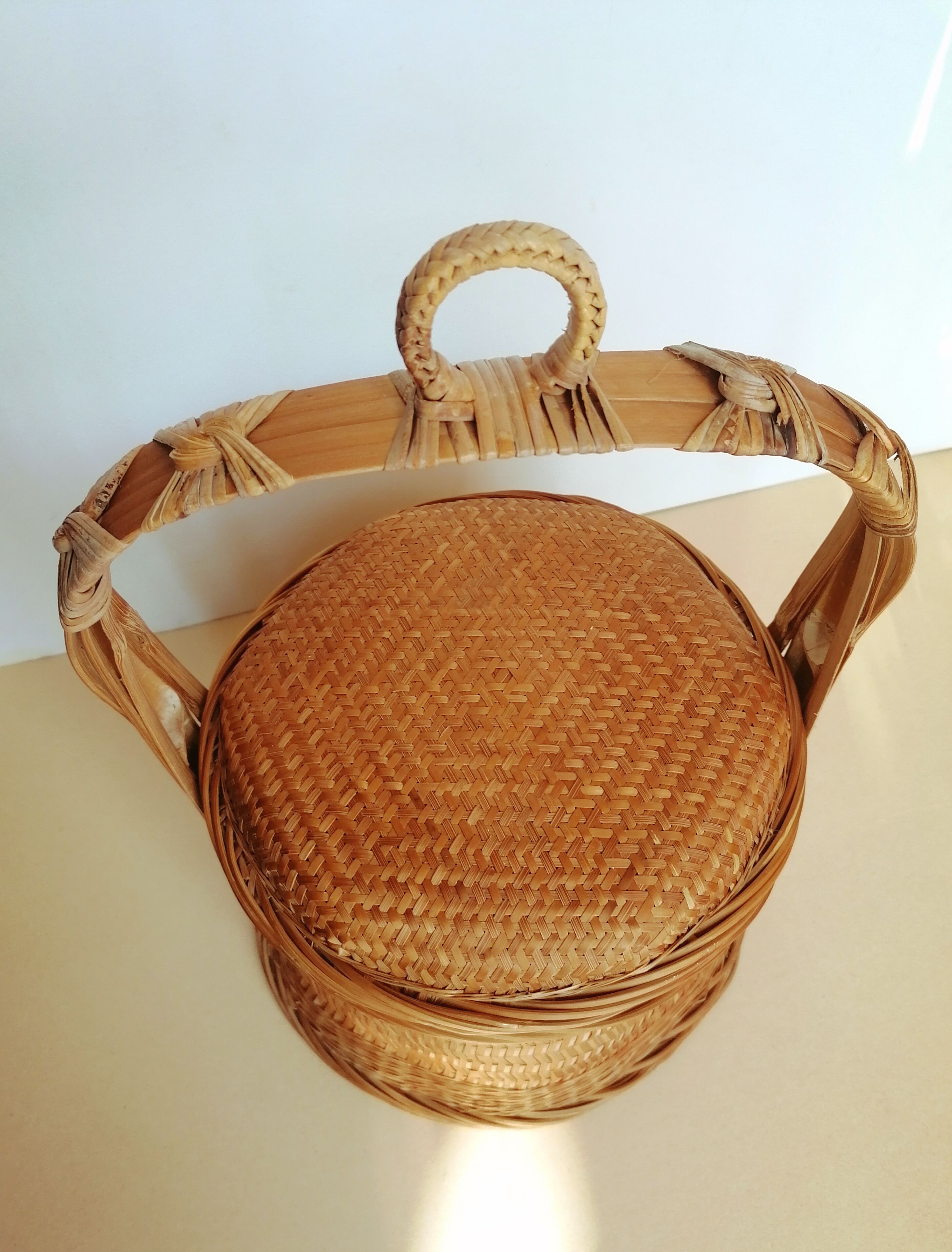 Basket with rattan and bamboo lid