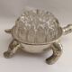 Vase pique-fleurs tortue