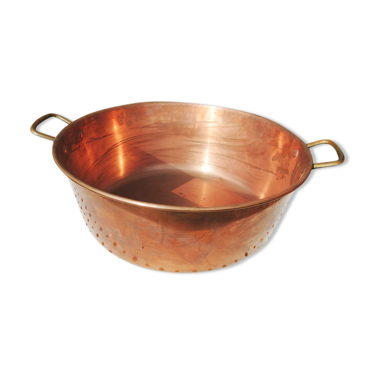Old jam basin in copper
