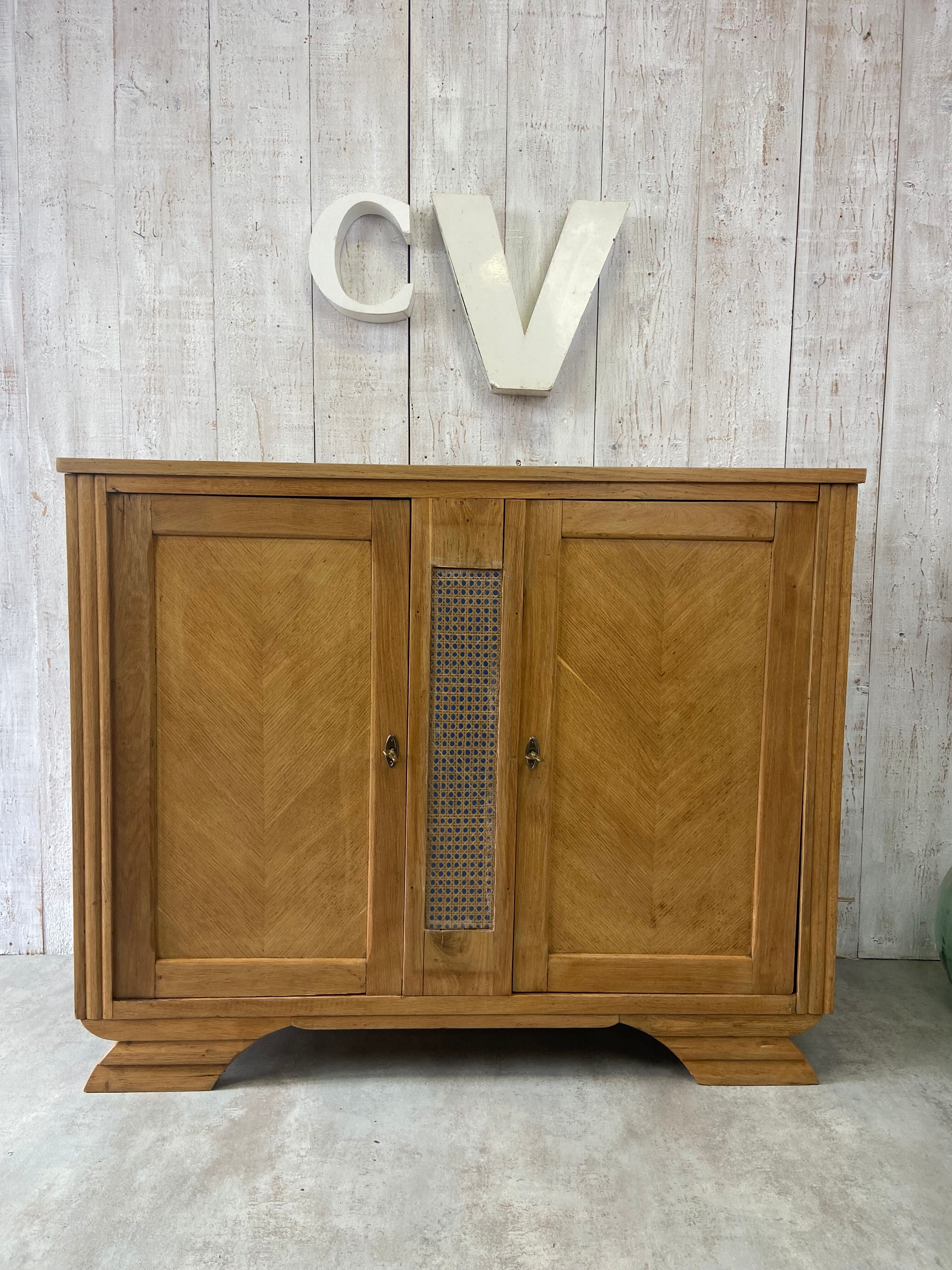 Vintage buffet