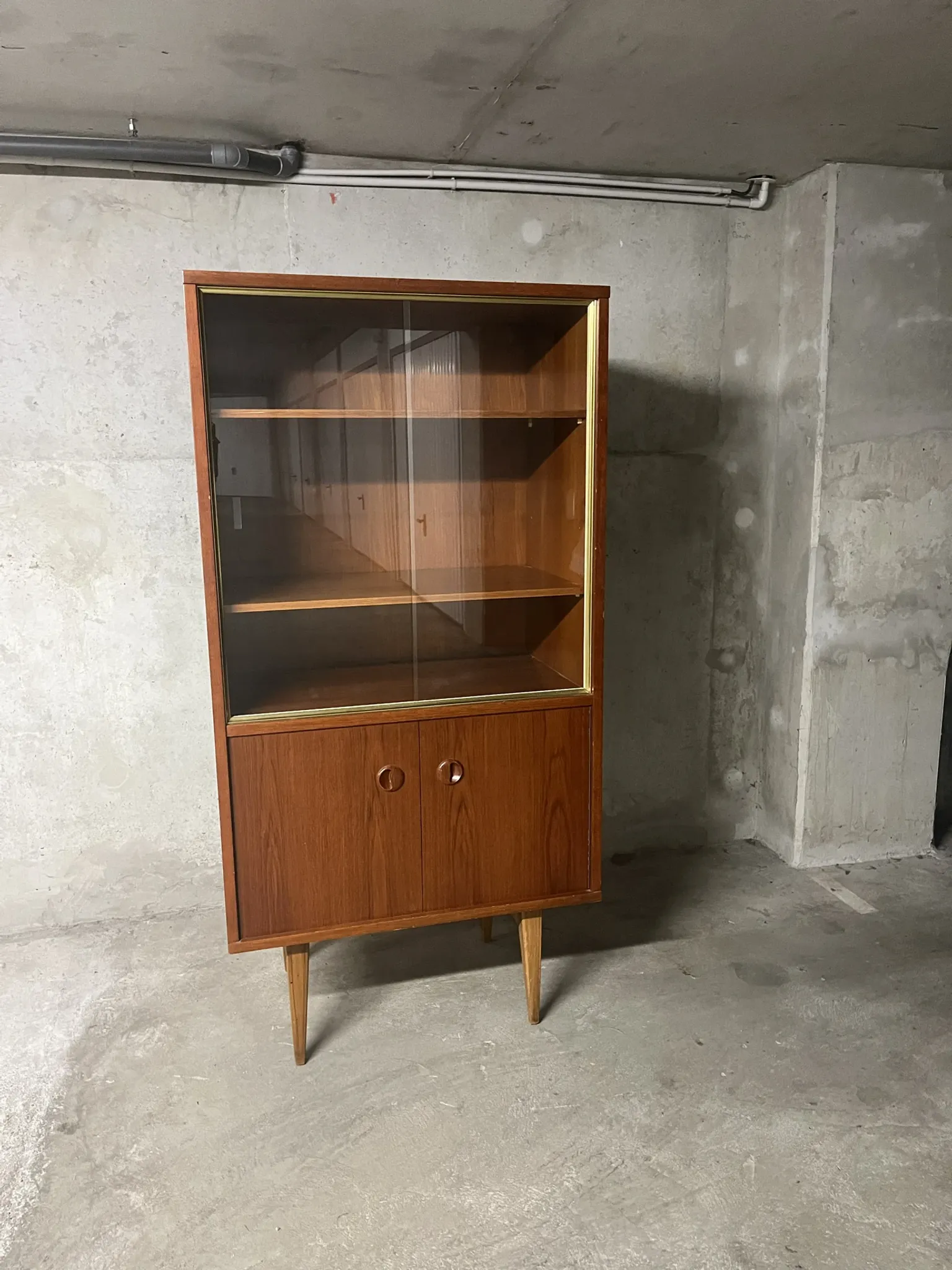 Scandinavian style display shelf