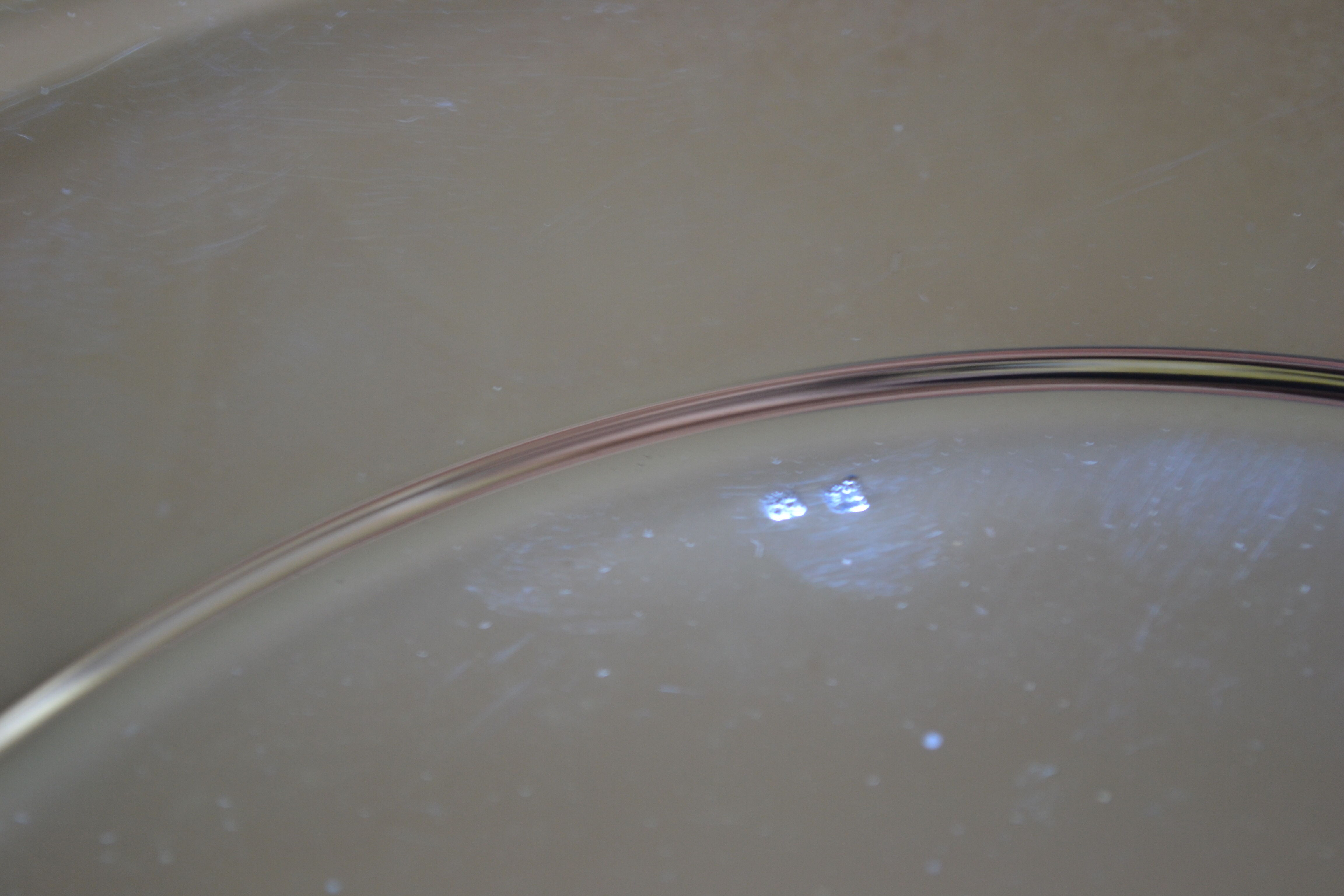 Round silver-plated serving plate or dish, diameter 30 cm.