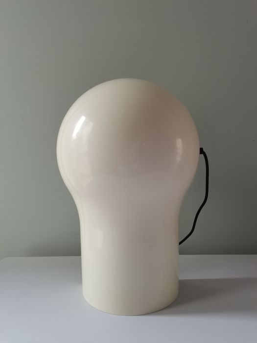 Italian table lamp "Telegono" by Vico Magistretti for Artemide