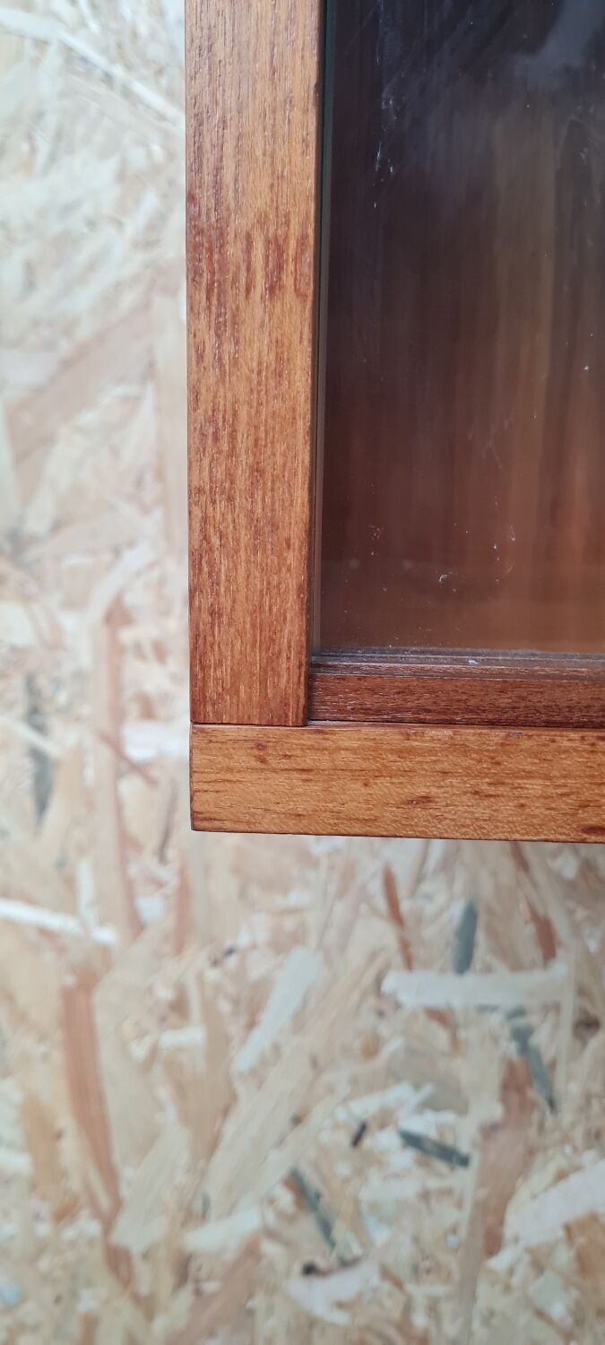 Scandinavian showcase shelf