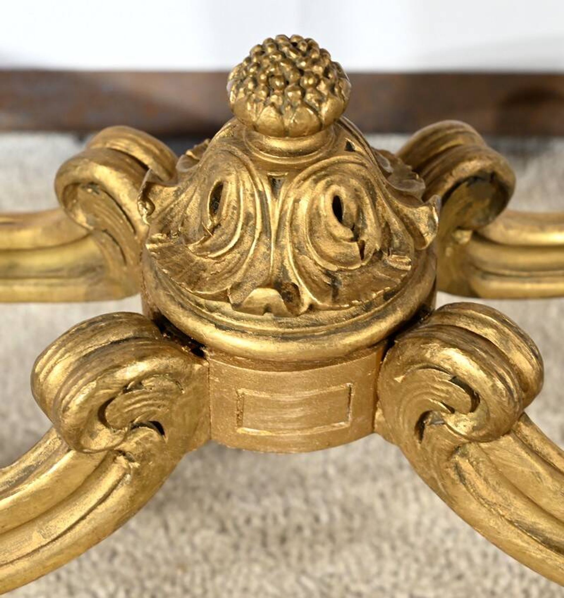 Small Middle Table in Golden Wood, Louis XV style – Late 19th century