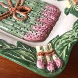 Asparagus dish with integrated drainer