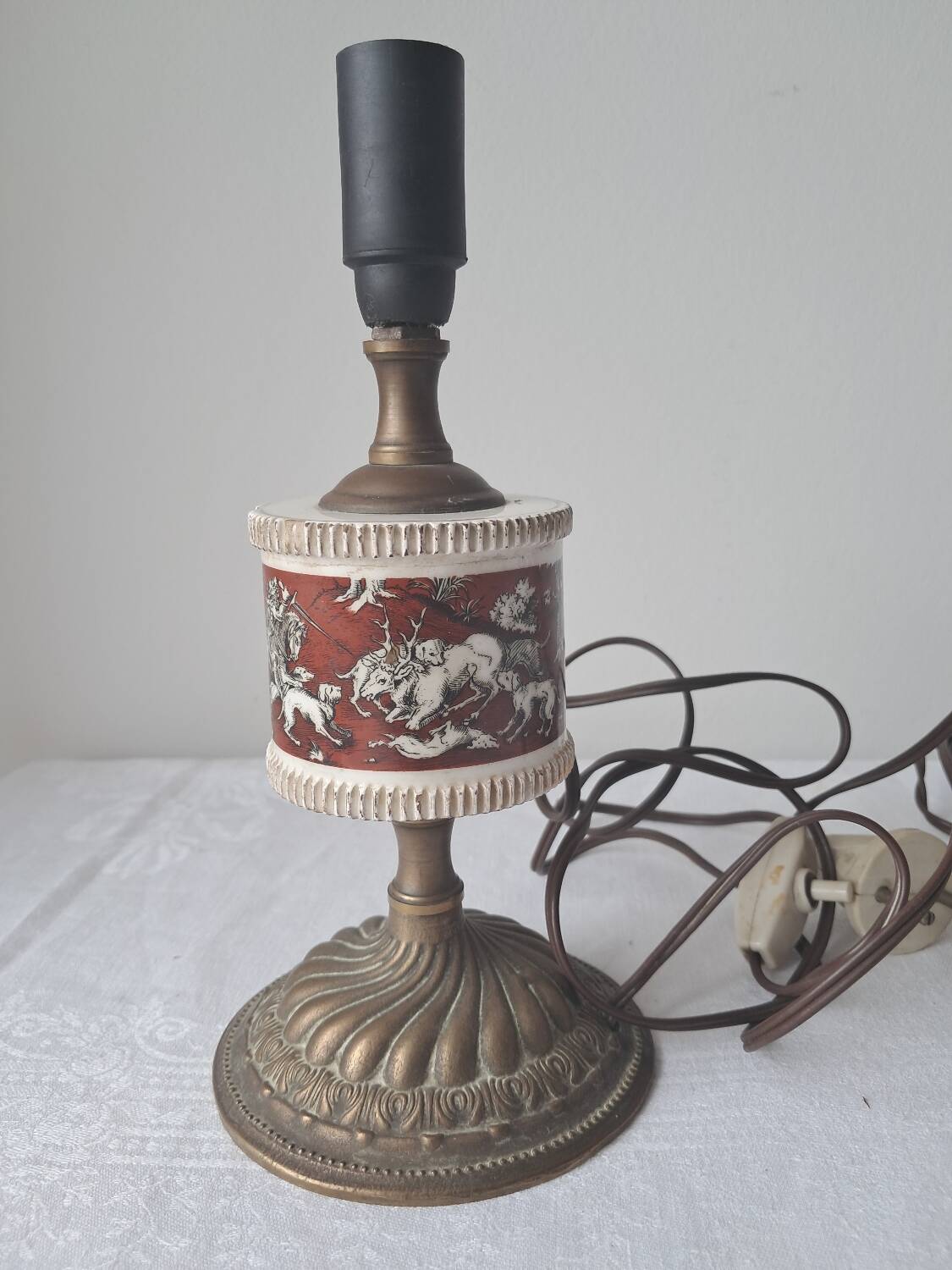 Pair of vintage brass/ceramic lamps