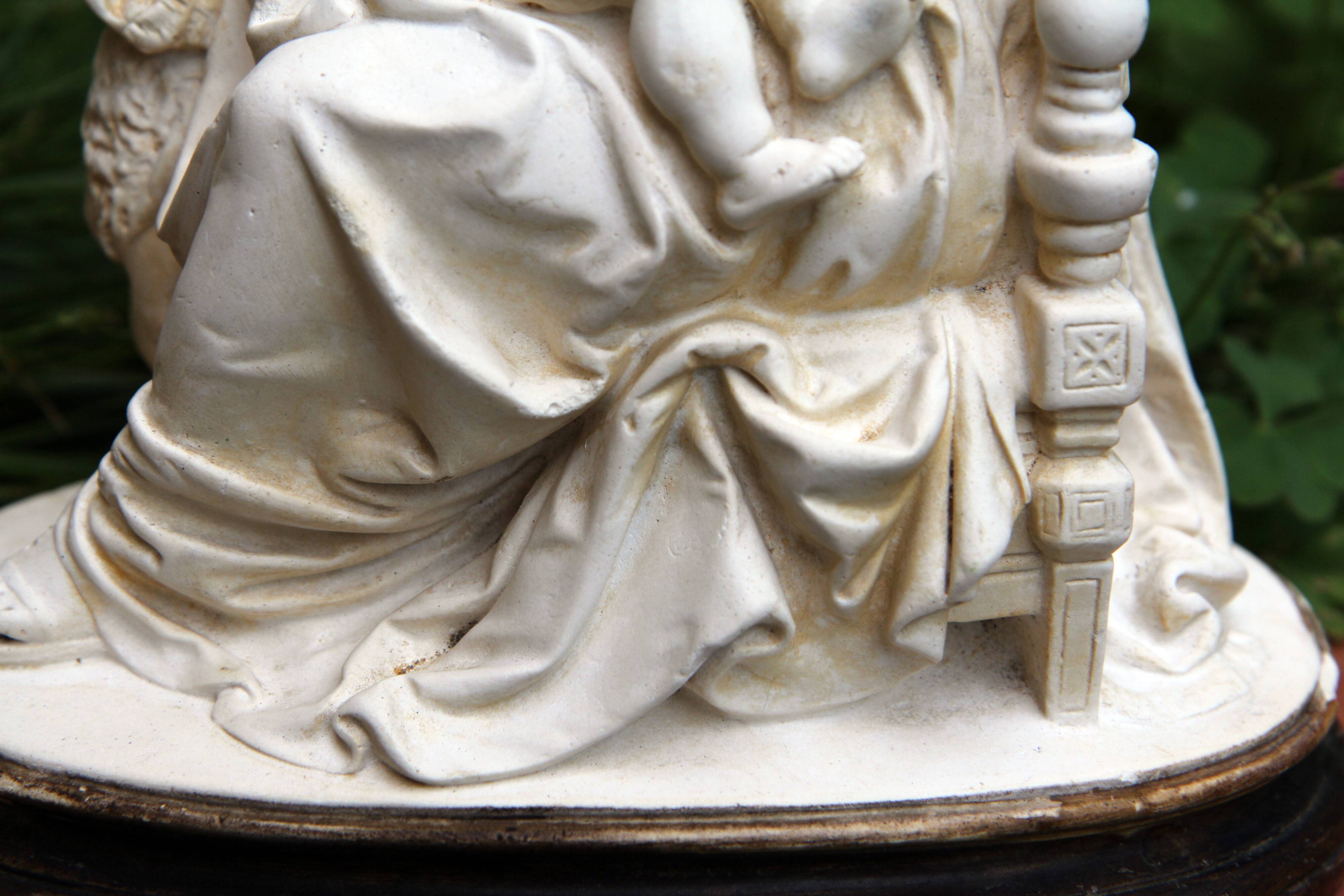 Religious statue plaster clay pipe Raphael Madonna / virgin