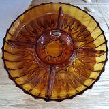 Plat apéritif compartimenté en verre ambré