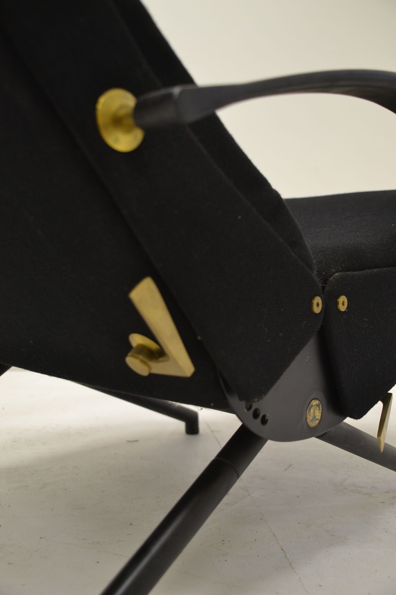 Fauteuil P40 d'Osvaldo  Borsani pour Tecno 1954