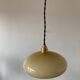 Suspension en verre jaune