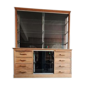 Ancien meuble de métier