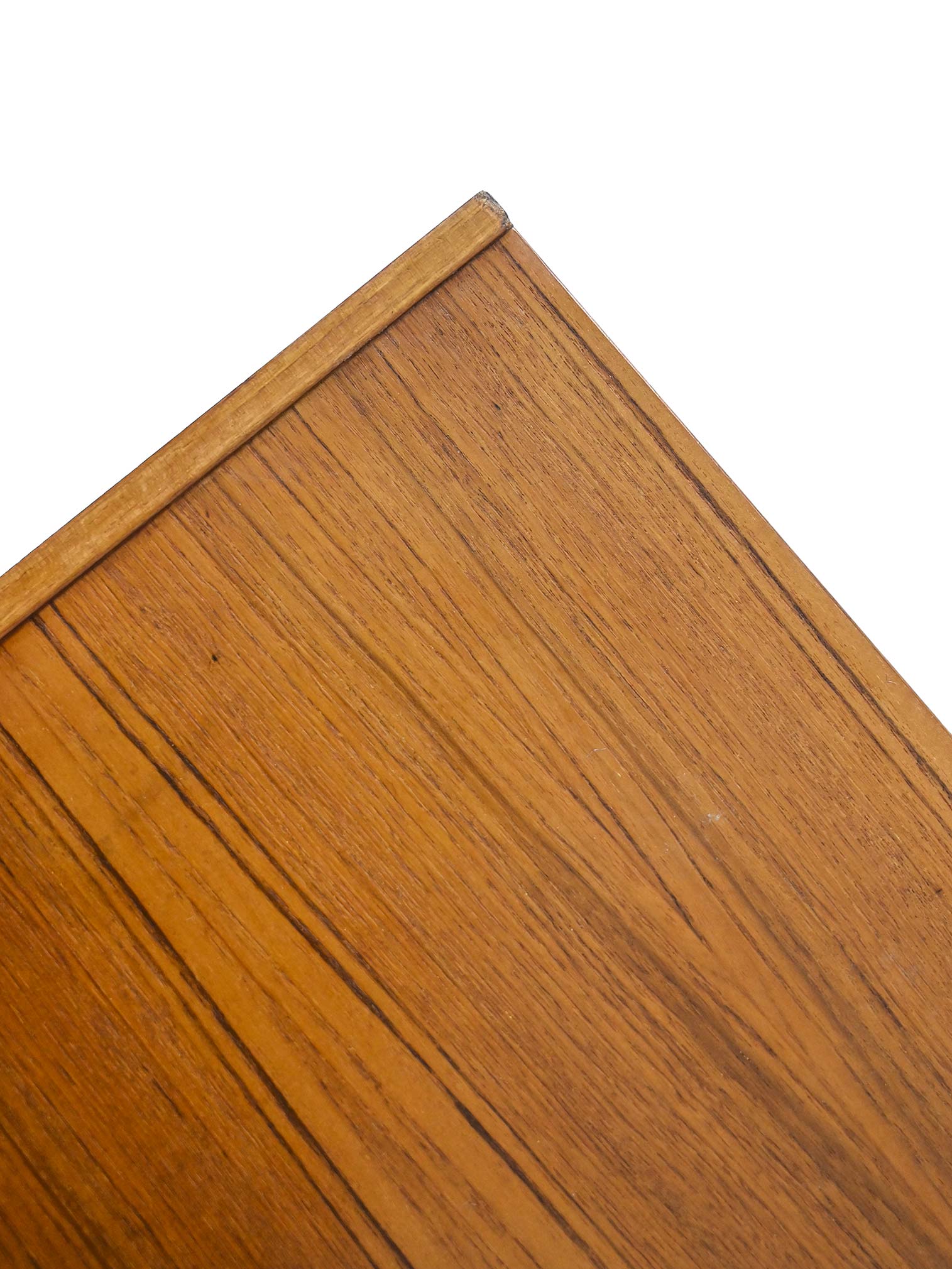 Scandinavian chest of drawers