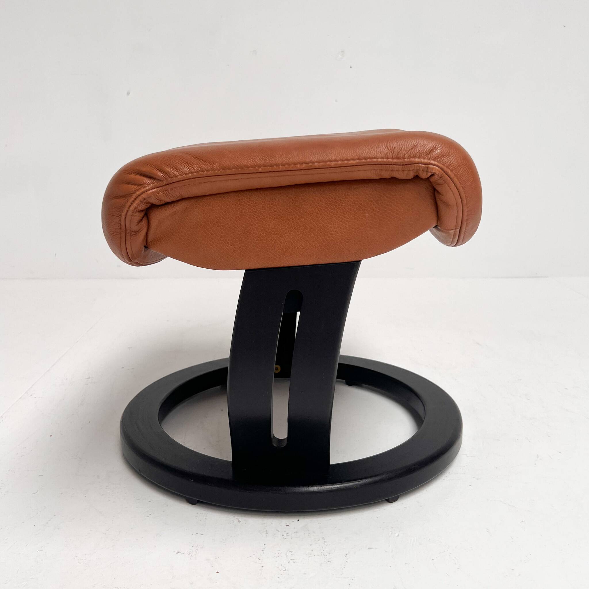 Hjort Knudsen relax chair with ottoman, 1990’s