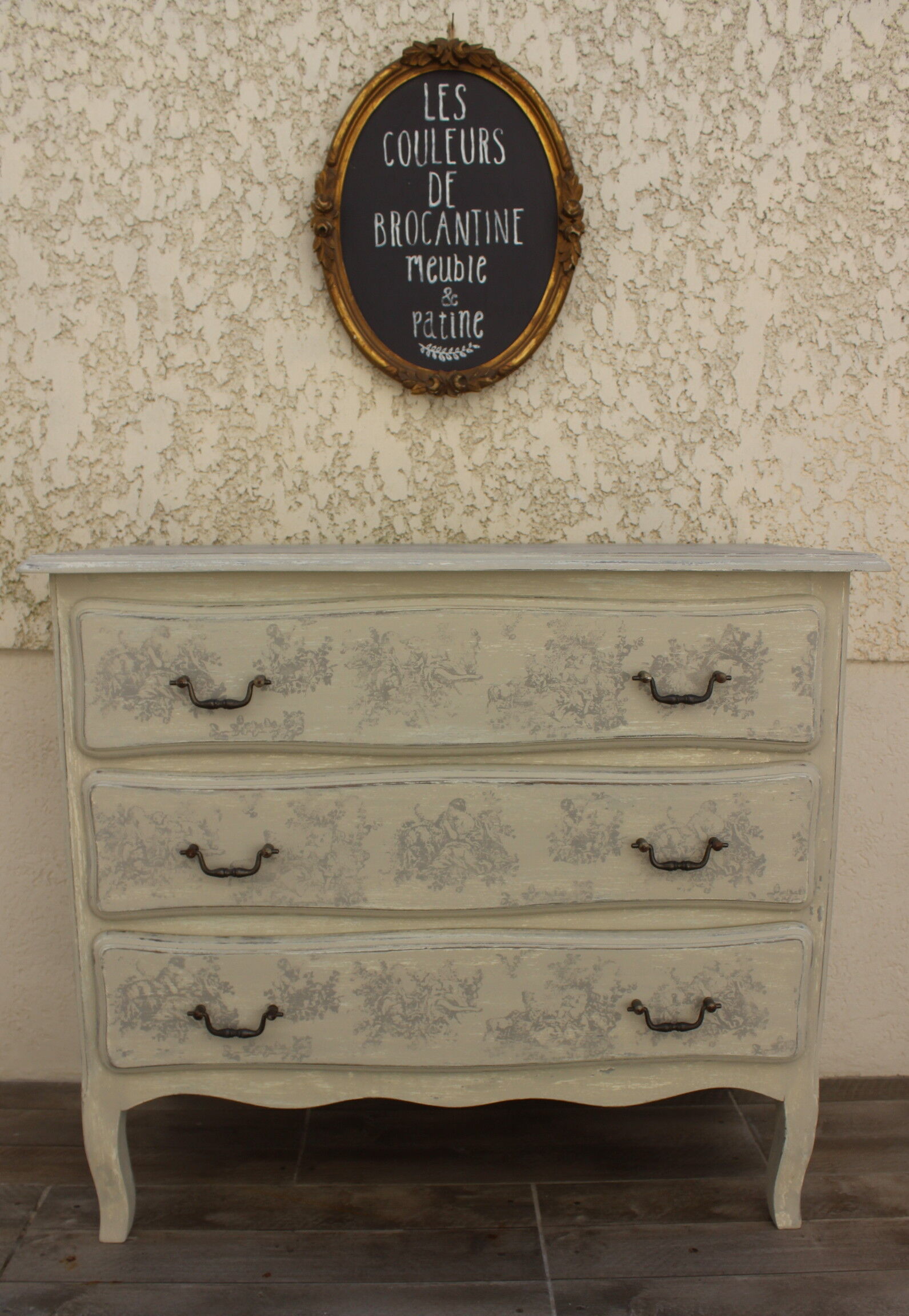 Patina chest of drawers style Louis XV