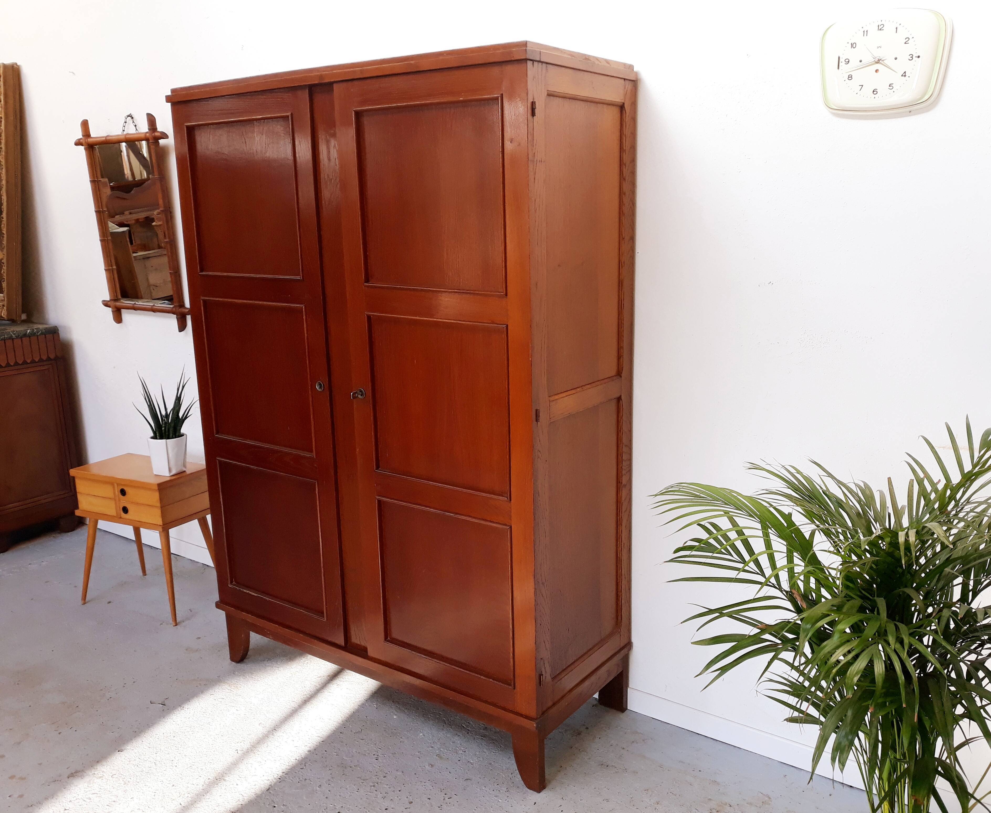 Vintage 1950 wardrobe