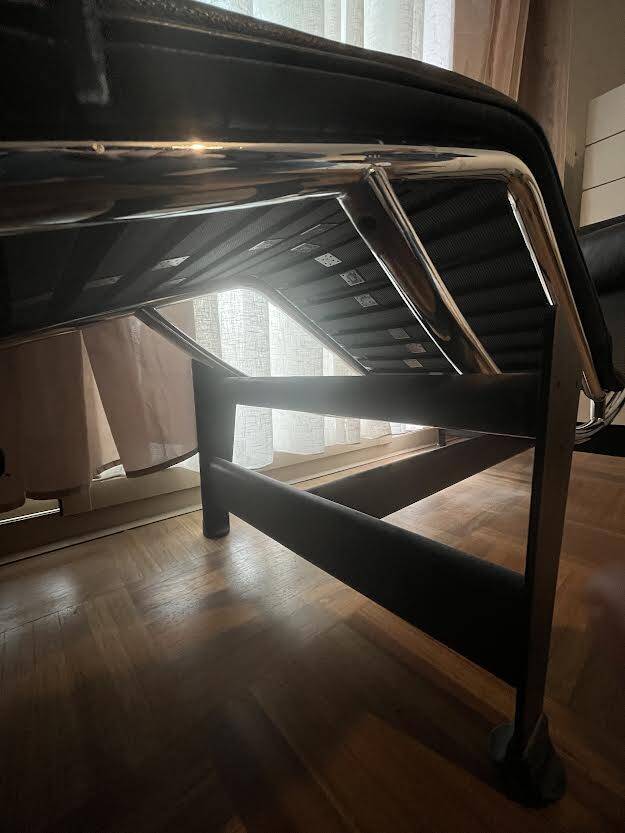 Chaise longue Le Corbusier