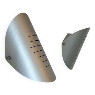 Pair of vintage adjustable wall lights, curved striated metal, France 1980