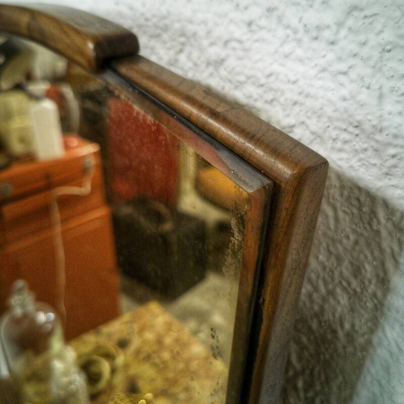 Art deco dressing table