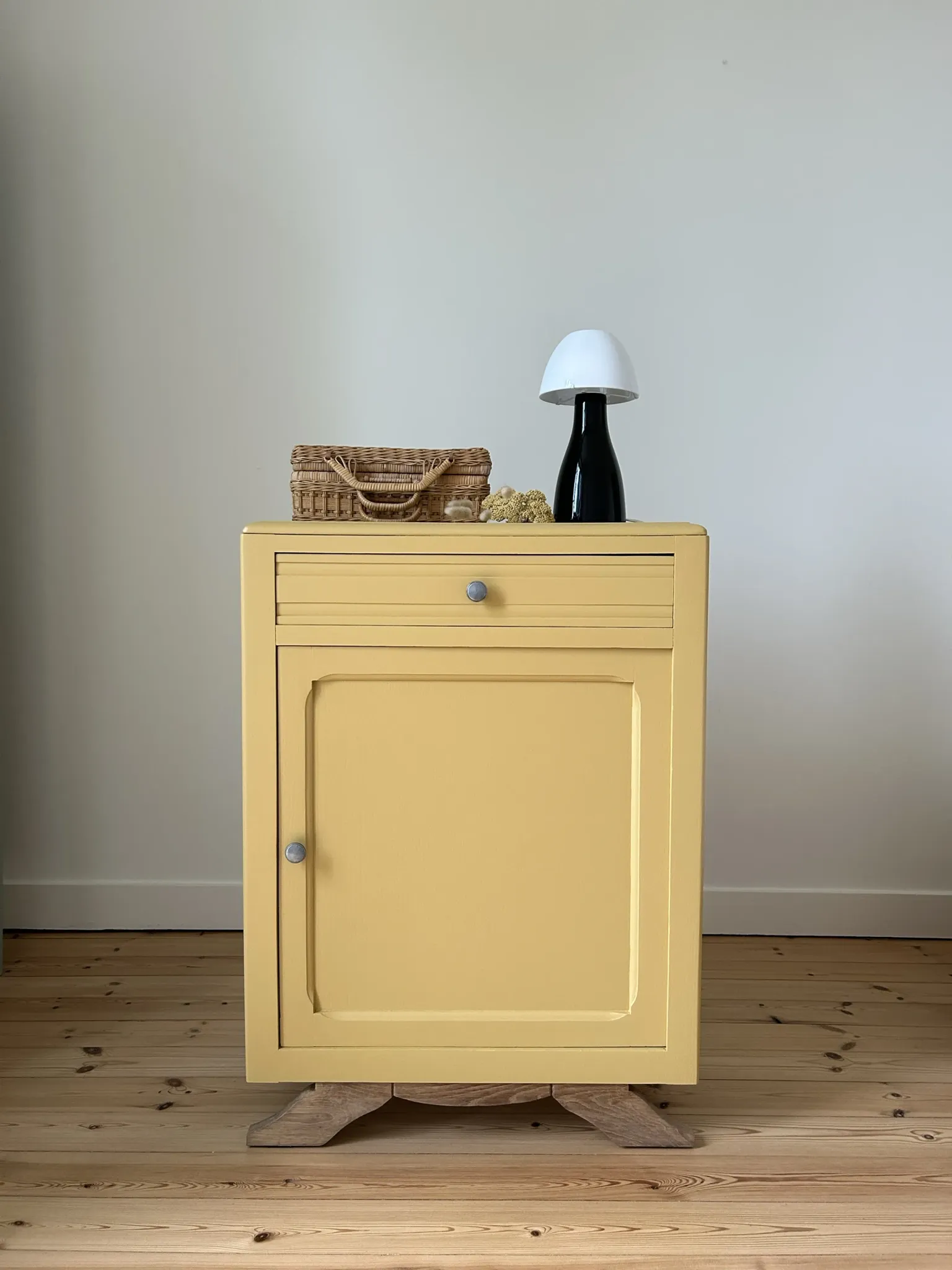Painted wooden sideboard (renovated)