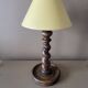Lampe en bois ancienne