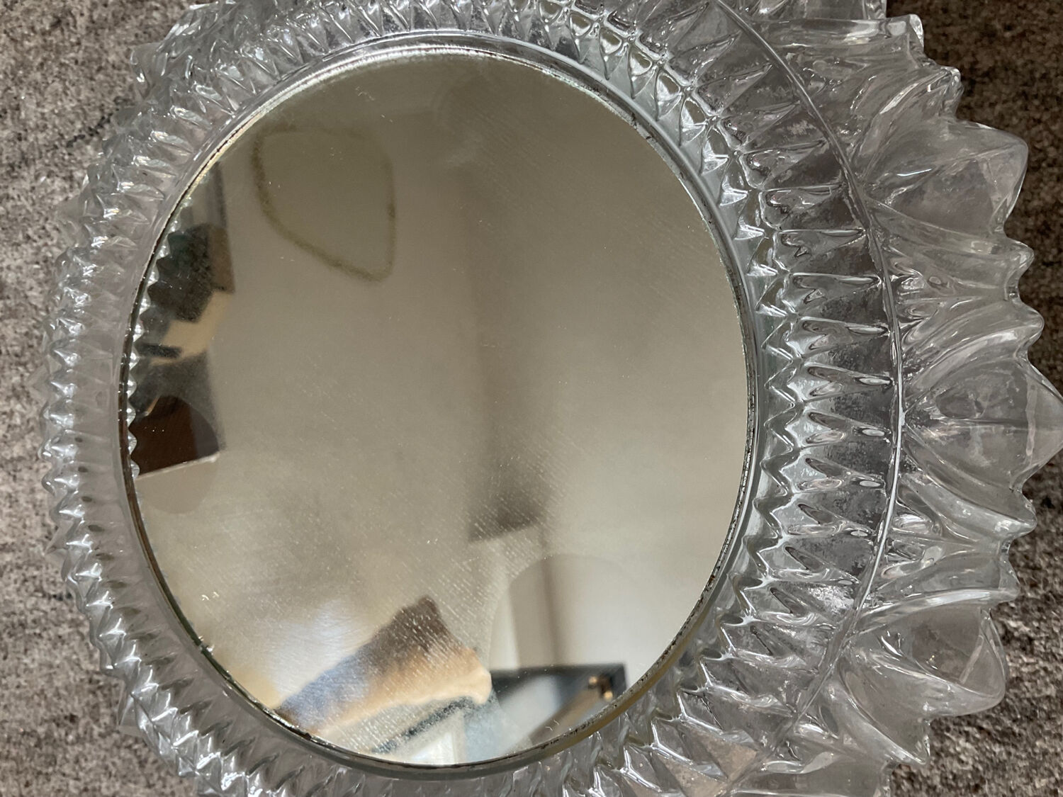 Pair of vintage sconces in molded glass 70s