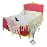 Lit style Louis XV rose