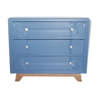 Commode relookée, tiroirs sculptés