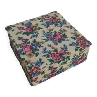 Small flowered fabric box