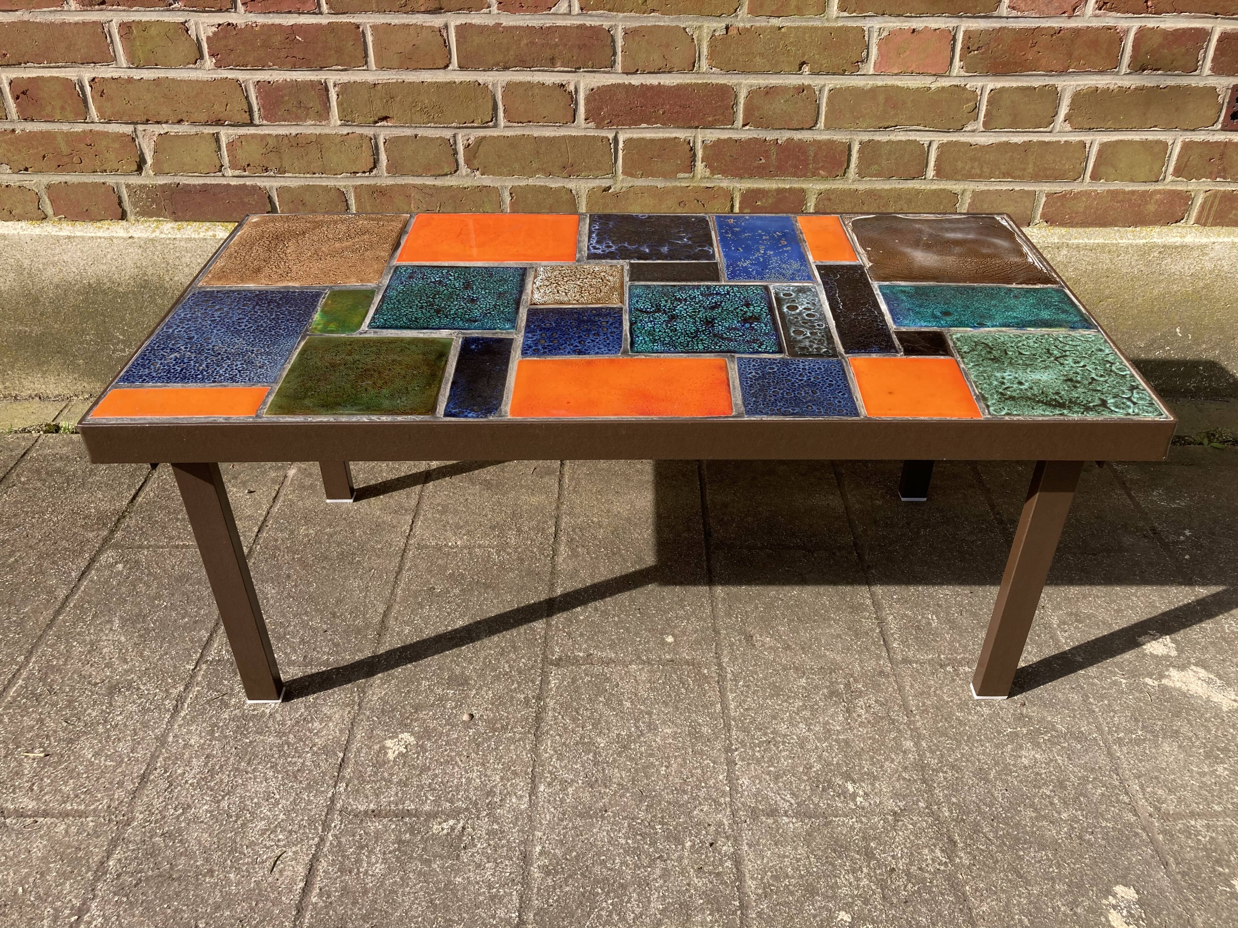 Vintage ceramic coffee table 1970