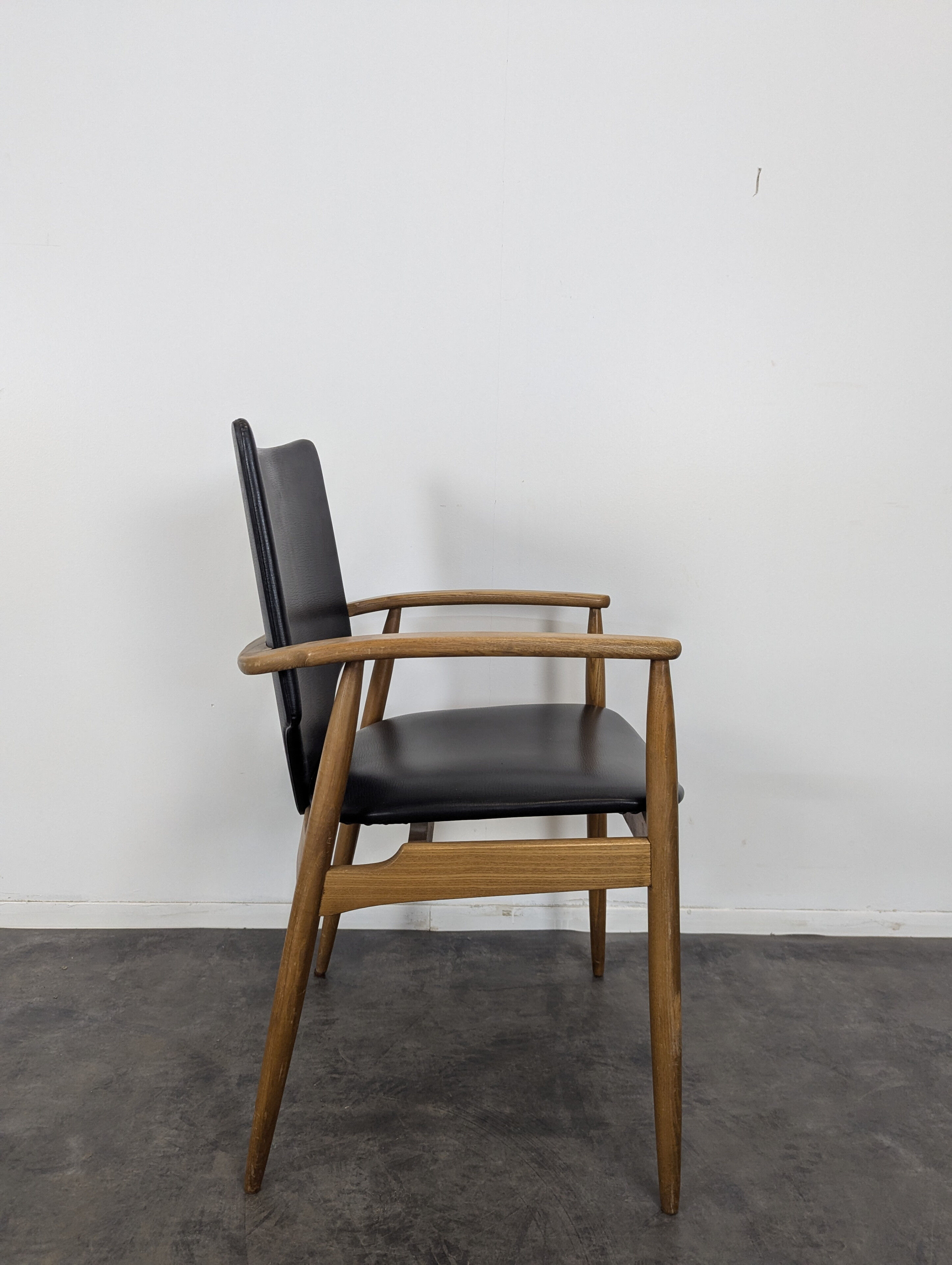 Fauteuil scandinave en teck