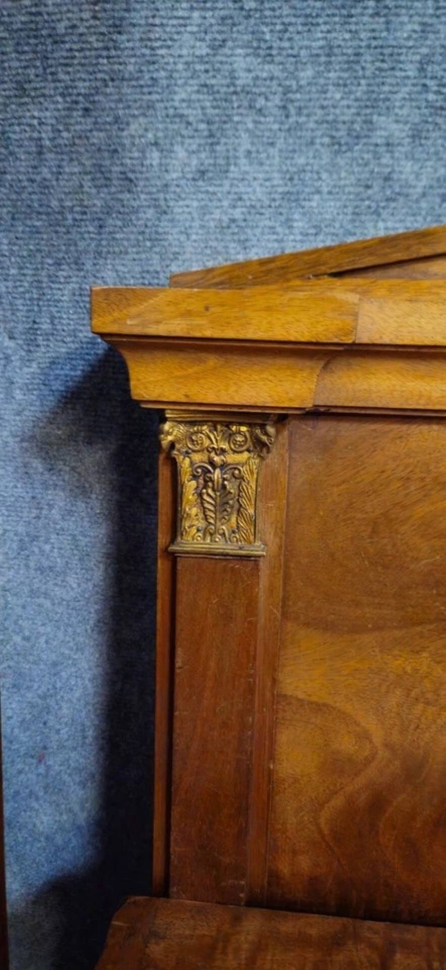 Antique grand lit in flame mahogany – Empire / Restoration / 20th century style