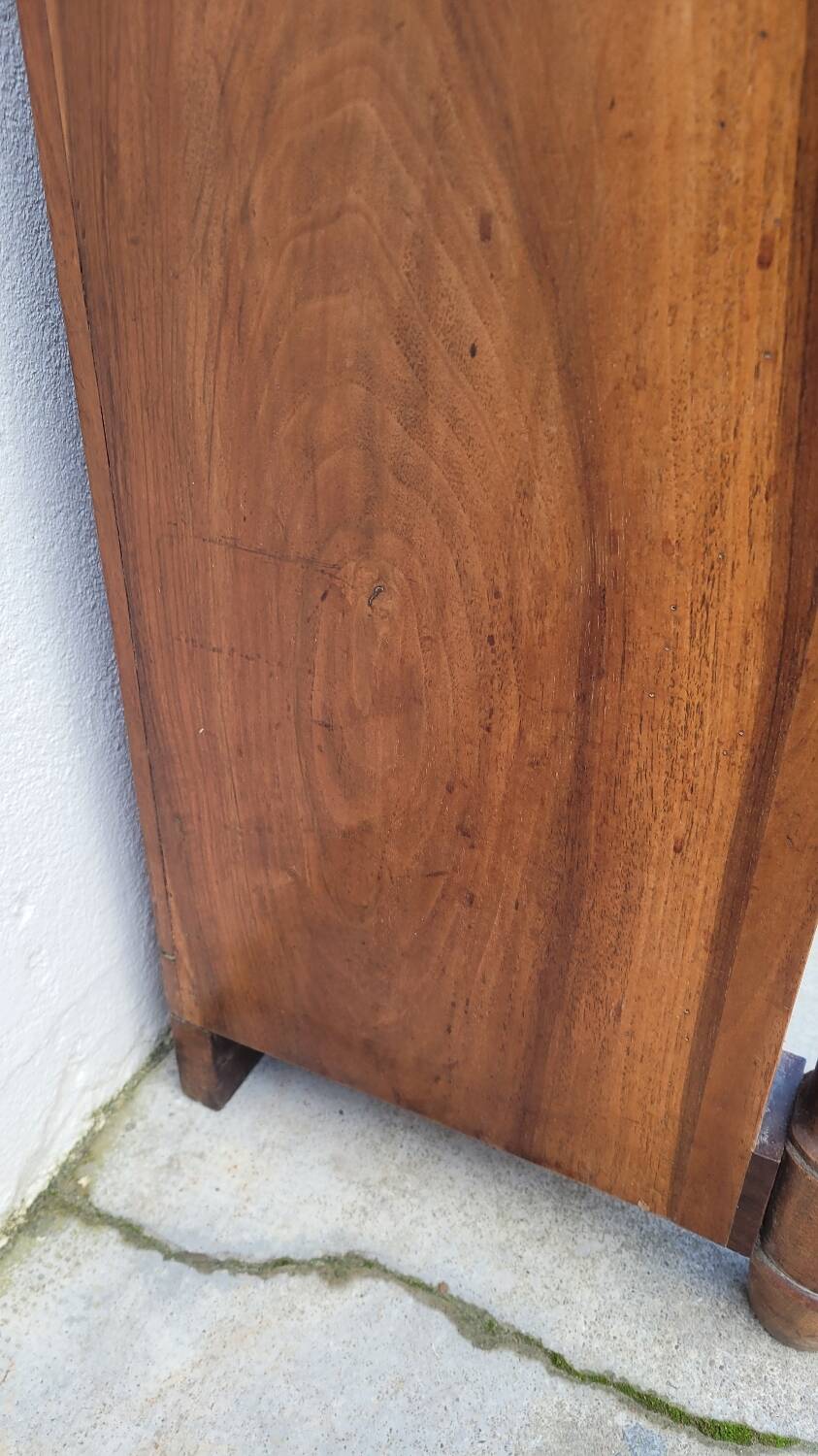 Chevet table de nuit Empire à colonnes Détachées en noyer 19ème