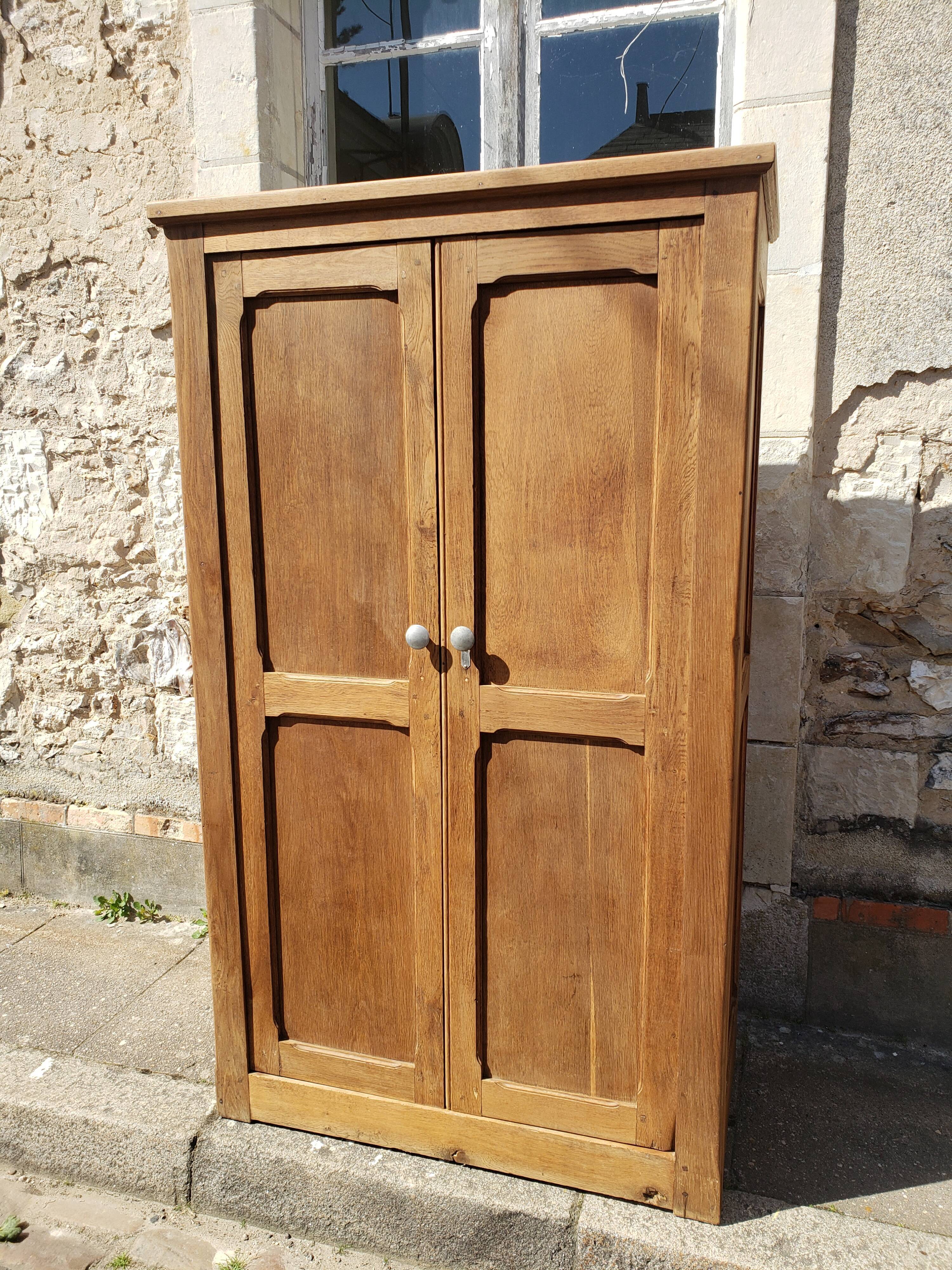 Parisian wardrobe oak "mills"