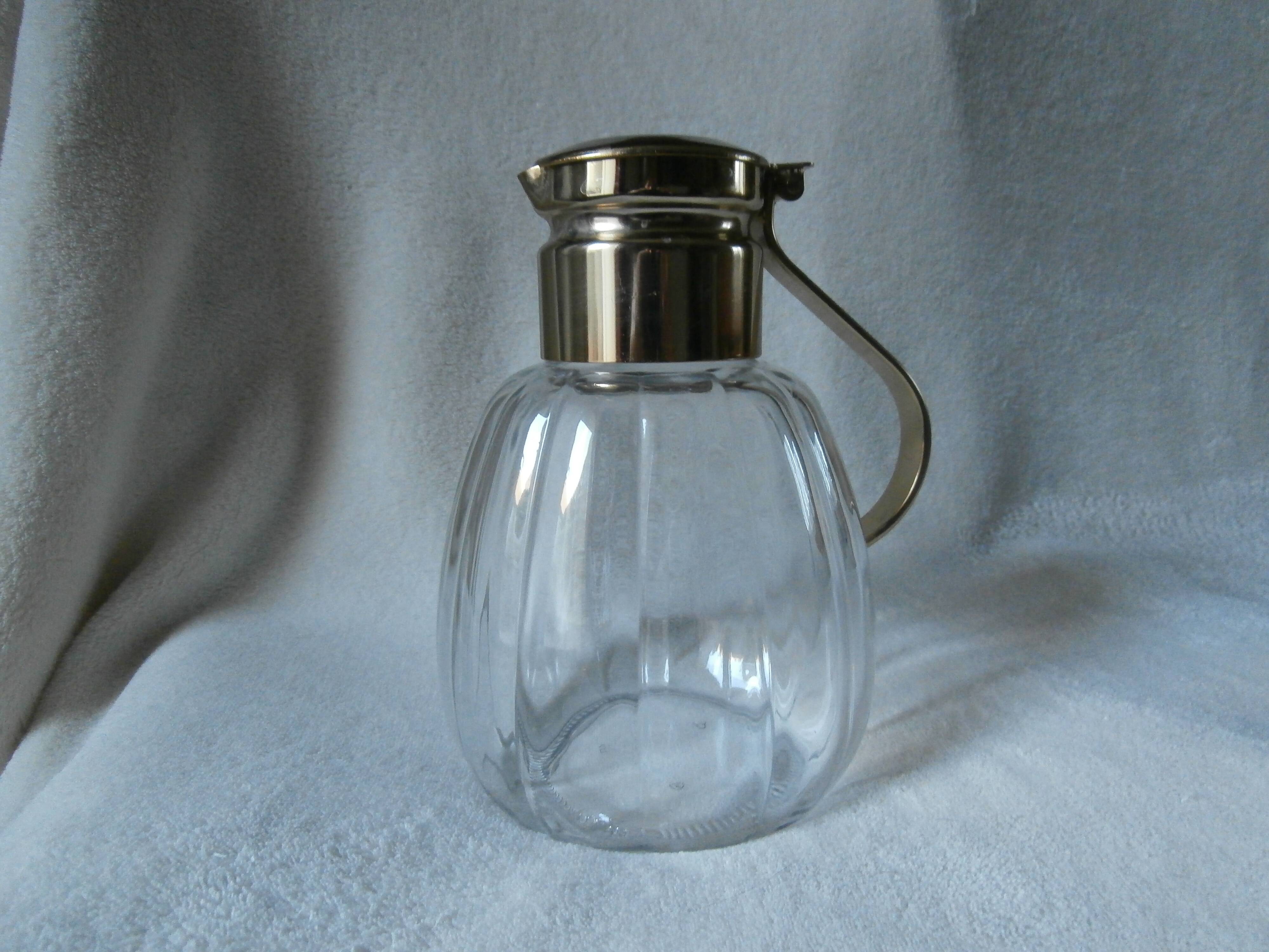 Pitcher to orangeade