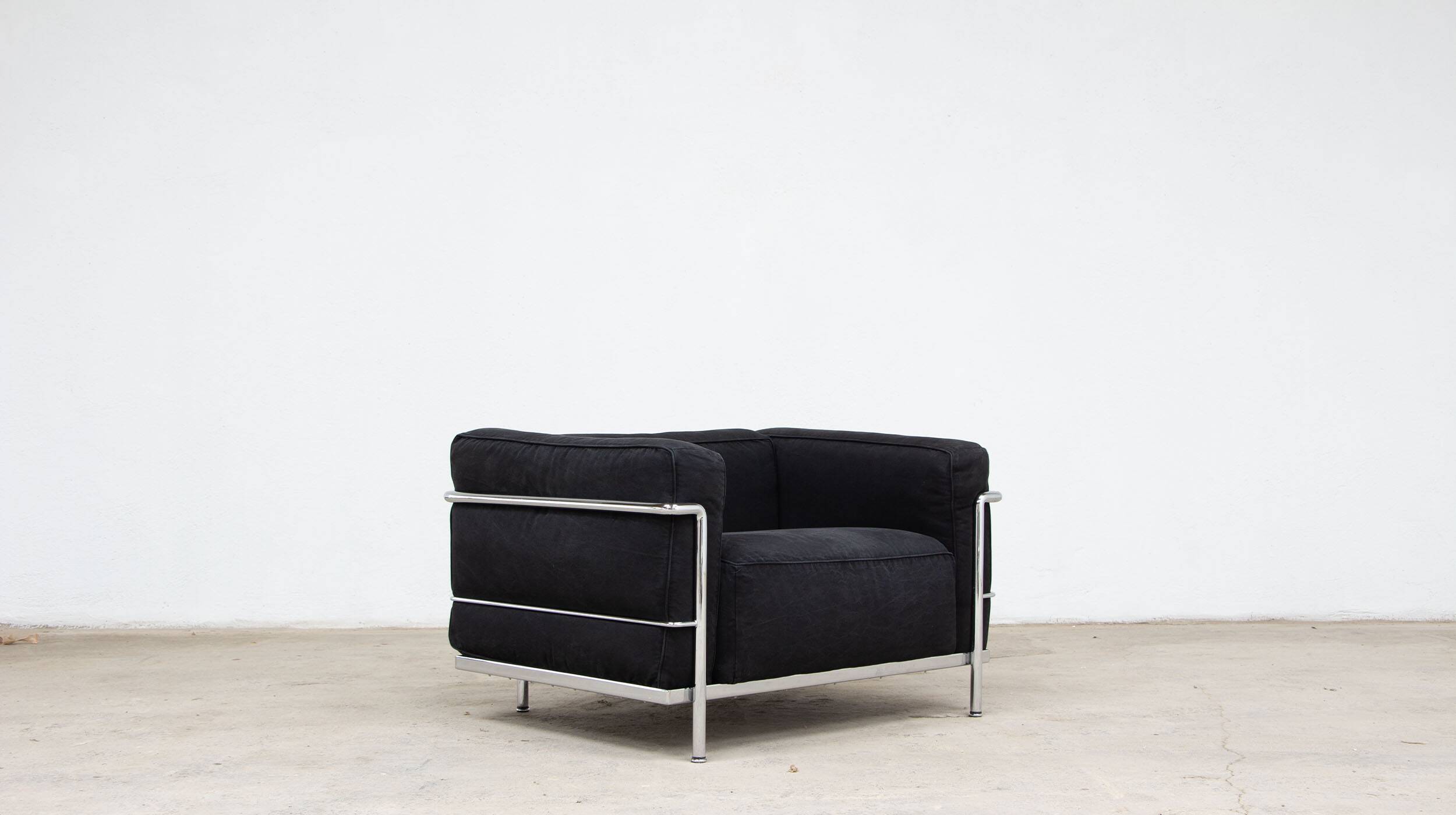 LC3 Perriand armchair, Le Corbusier CASSINA