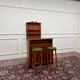 Bar Chesterfield anglais classique avec tabourets de bar