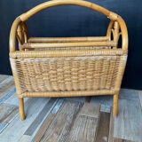 Porte revue vintage en rotin