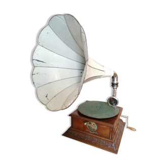 Pavilion Gramophone