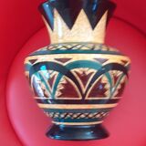 Vase in St. John's earthenware. Redon, Brittany. Painted hand.