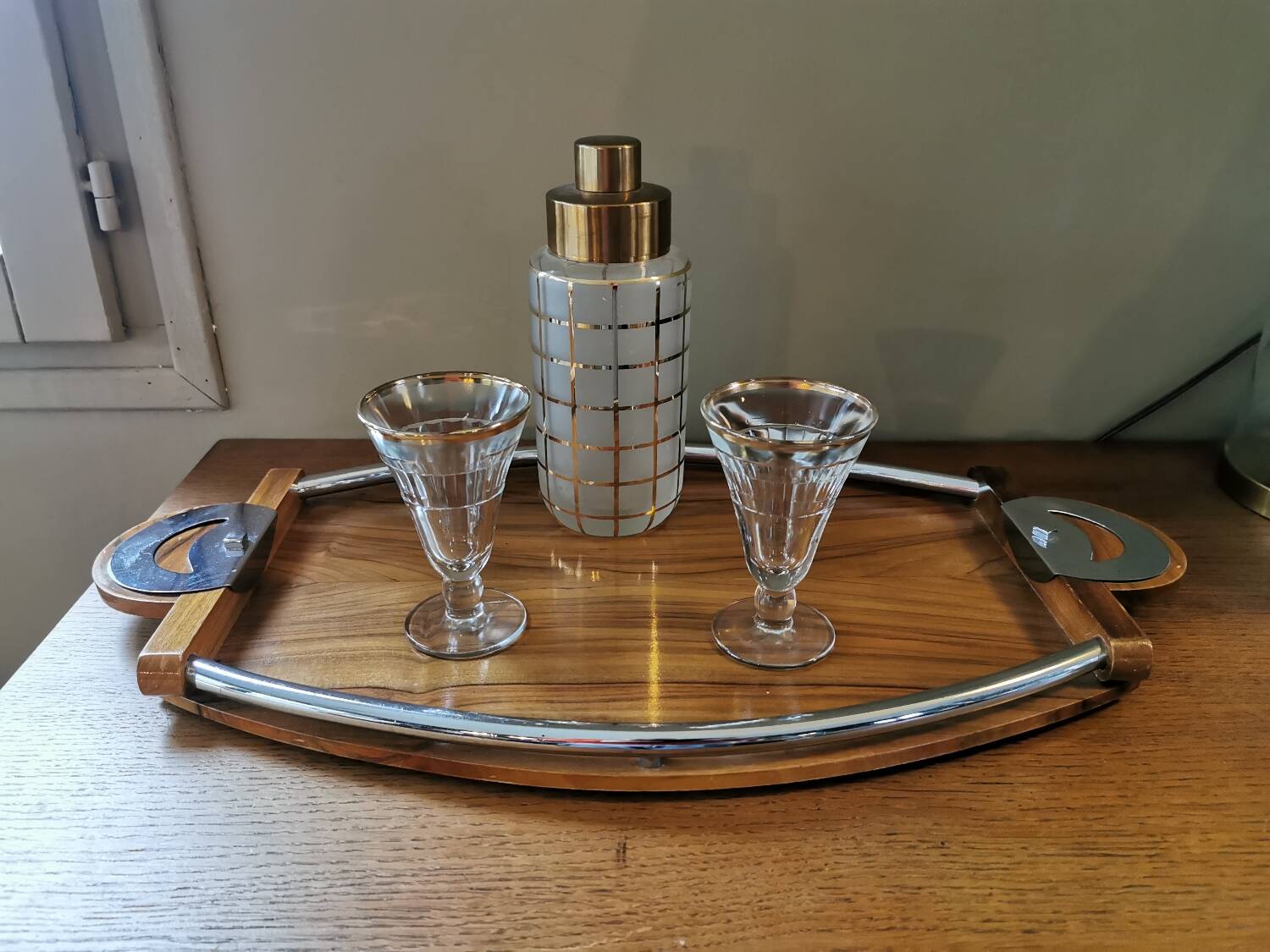 Large Art Deco tray in wood and chrome-plated metal
